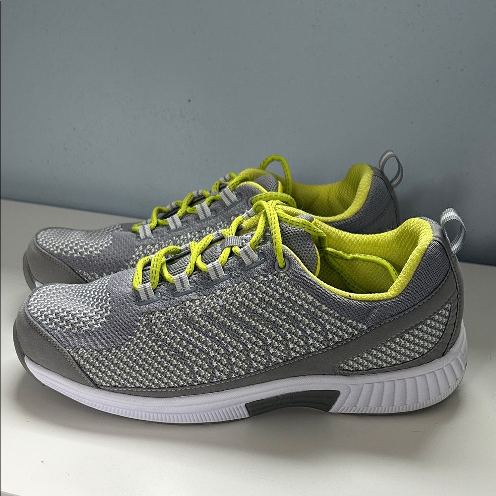 Orthofeet Coral Sneaker XX-Wide #987